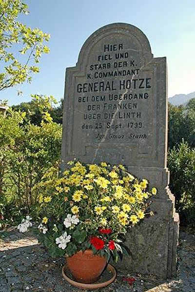 Referenz: hotze-friedrich-von-schweizer-der-fur-verschieden-ausl-armeen-arbeitete-spater-general